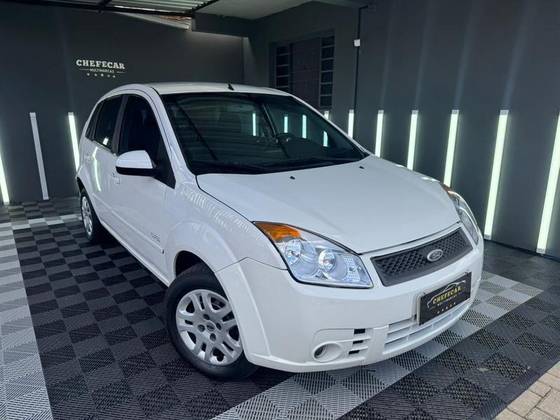 FORD FIESTA 1.6 MPI HATCH 8V FLEX 4P MANUAL